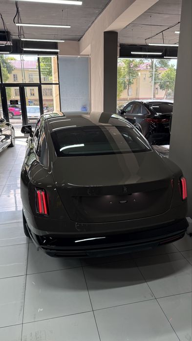 Rolls Royce Spectre Black Badge