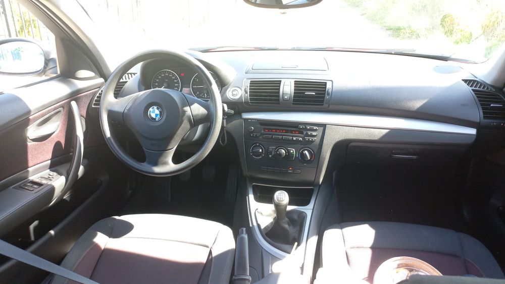 BMW Seria 1 Bmw 116 i 2008.       Schimb cu automata