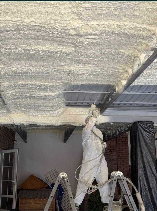 Poliuretan ko‘pik bilan professional issiqlik izolyatsiya xizmati6-10$