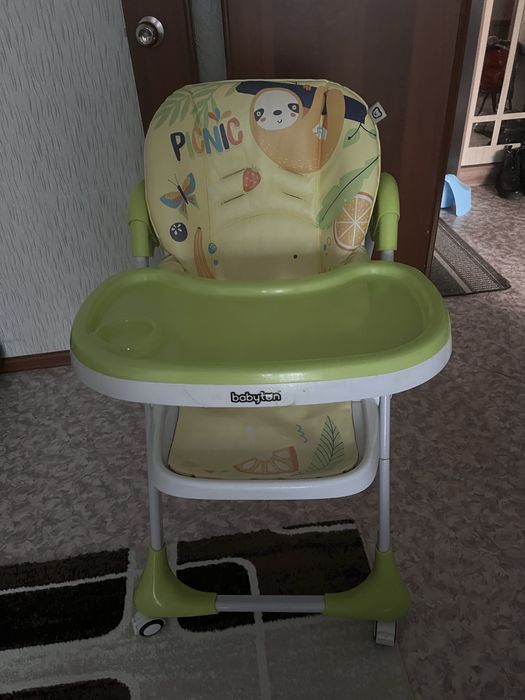 Продам стульчик для кормления