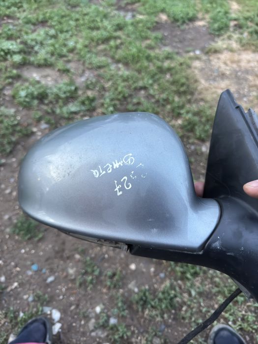 Продам зеркало от джетты 5 jetta 5