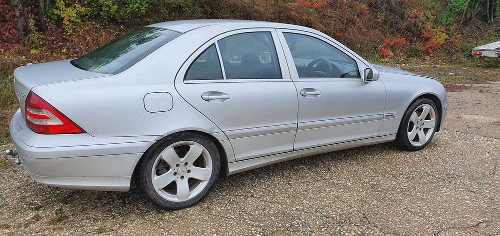Mercedes 2005,W203,C220,C200,C180 за части