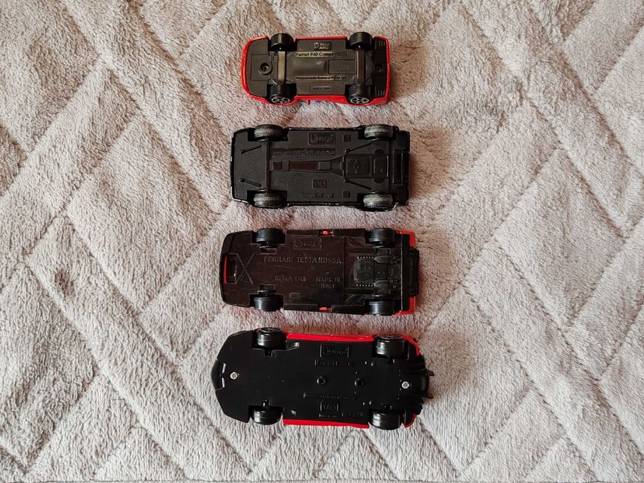 vand patru machete BBURAGO