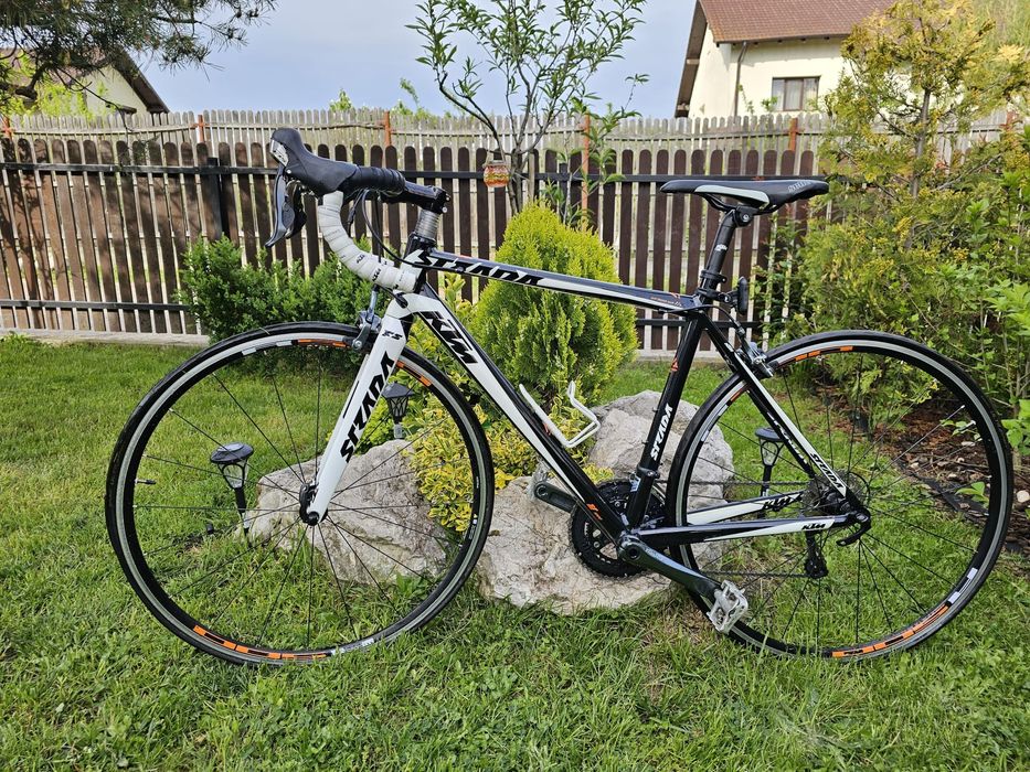 Bicicleta KTM Strada 1000