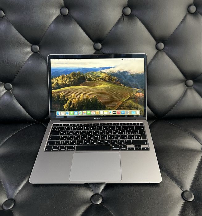 Apple MacBook Air 2020 в хорошем состоянии
