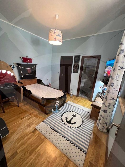 Продава се Тристаен апартамент в Бургас, Сарафово - 130 кв.м за 1600 €/кв.м - Снимка #1