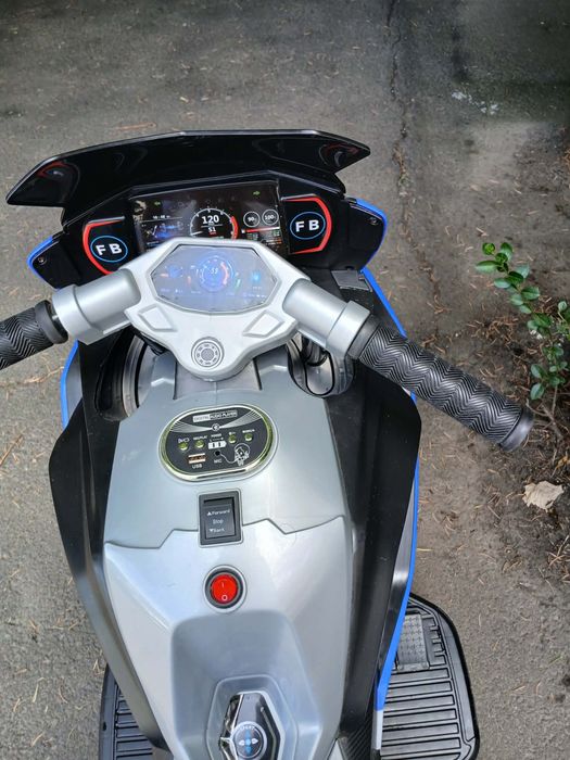 Motocicleta elecrica copiii