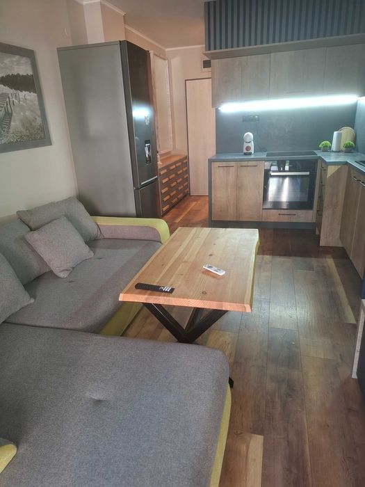 Тристаен апартамент под наем в Слънчев бряг