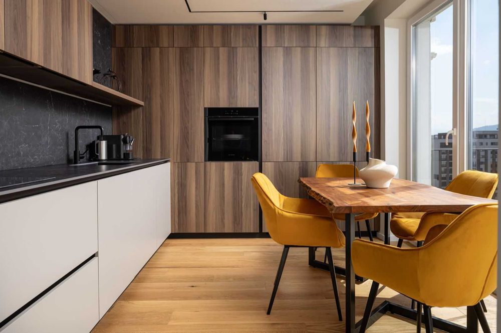 De inchiriat Penthouse 3 camere