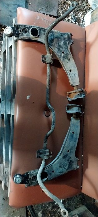 Запчасти на Нексия