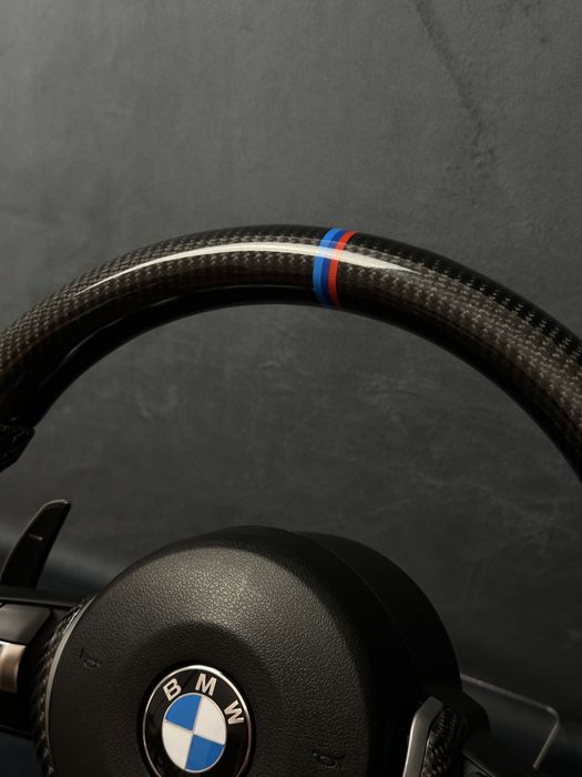 Lichidare STOC! Volan custom carbon M, compatibil cu seria 5,6,7