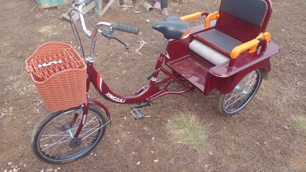 Продам трехколесный велосипед