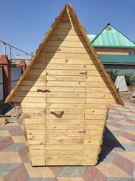 Туалет деревянный