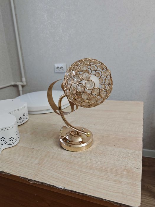 Маленькая люстра