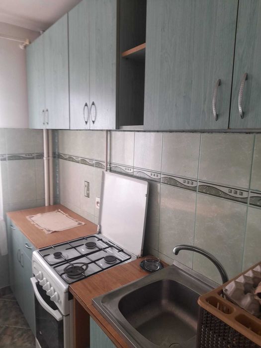 Inchiriez apartament 2 camere