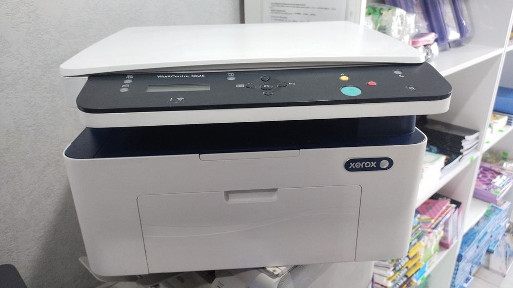 Продается МФУ Xerox 3025