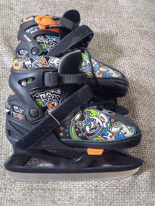 Продам коньки детские