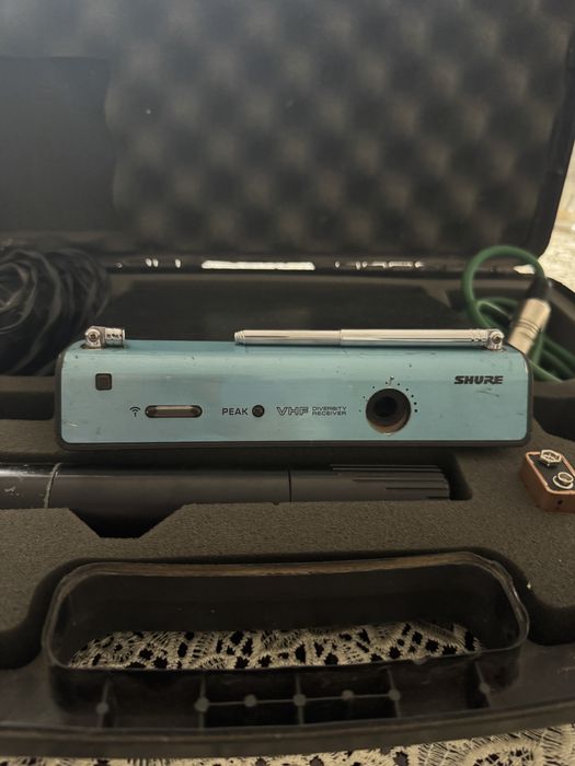Set Microfon Wireless Shure + Receiver VHF Diversity