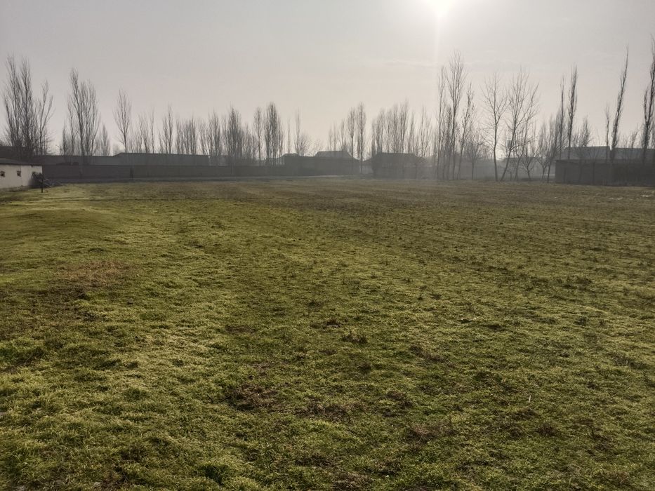 Участка ховли йер