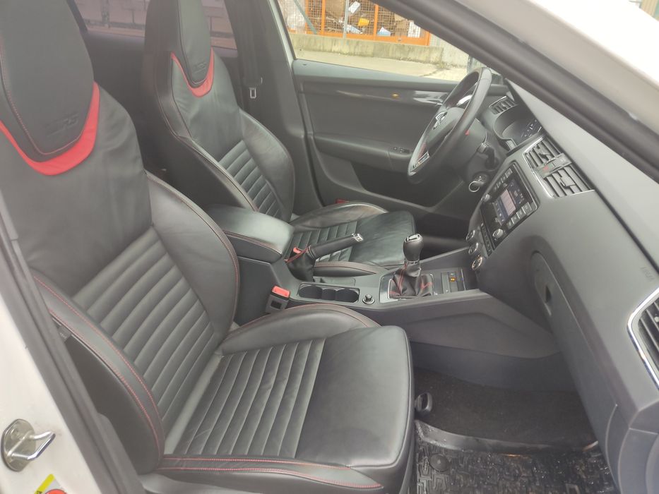 Vând Skoda Octavia RS