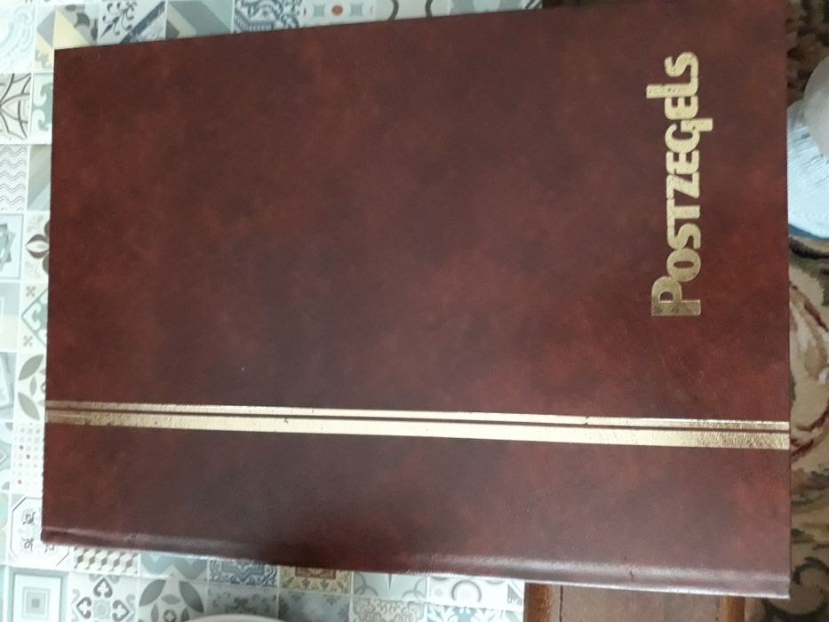 Vand clasor cu timbrele din imagine, stare excelenta.