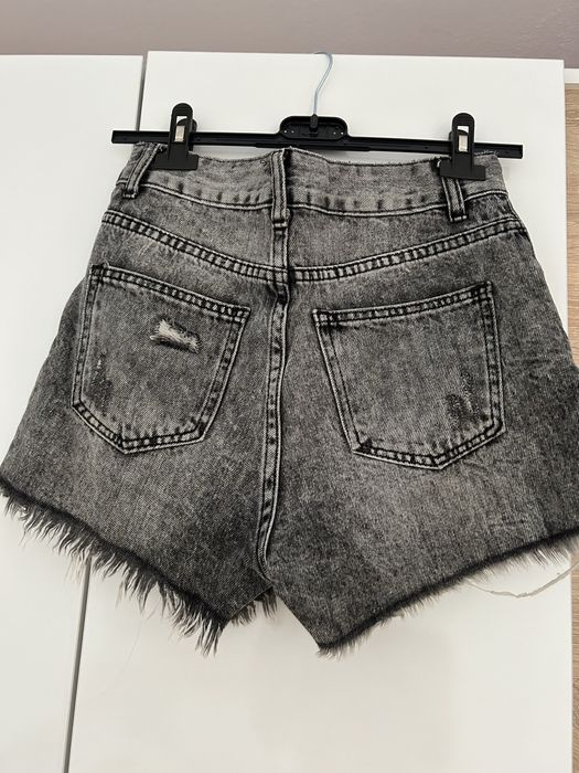 Страхотни къси панталонки