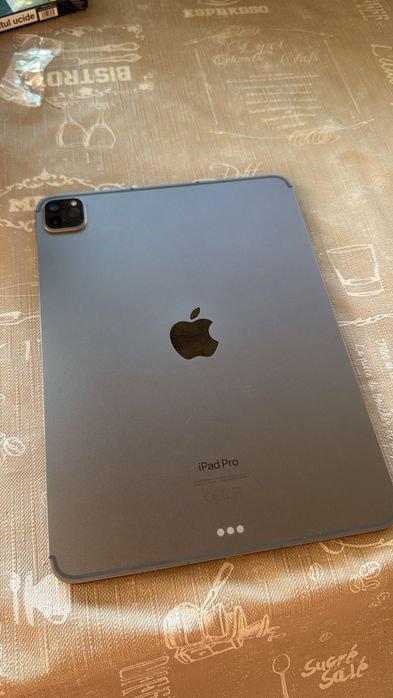 iPad 11 PRO Generatia 4