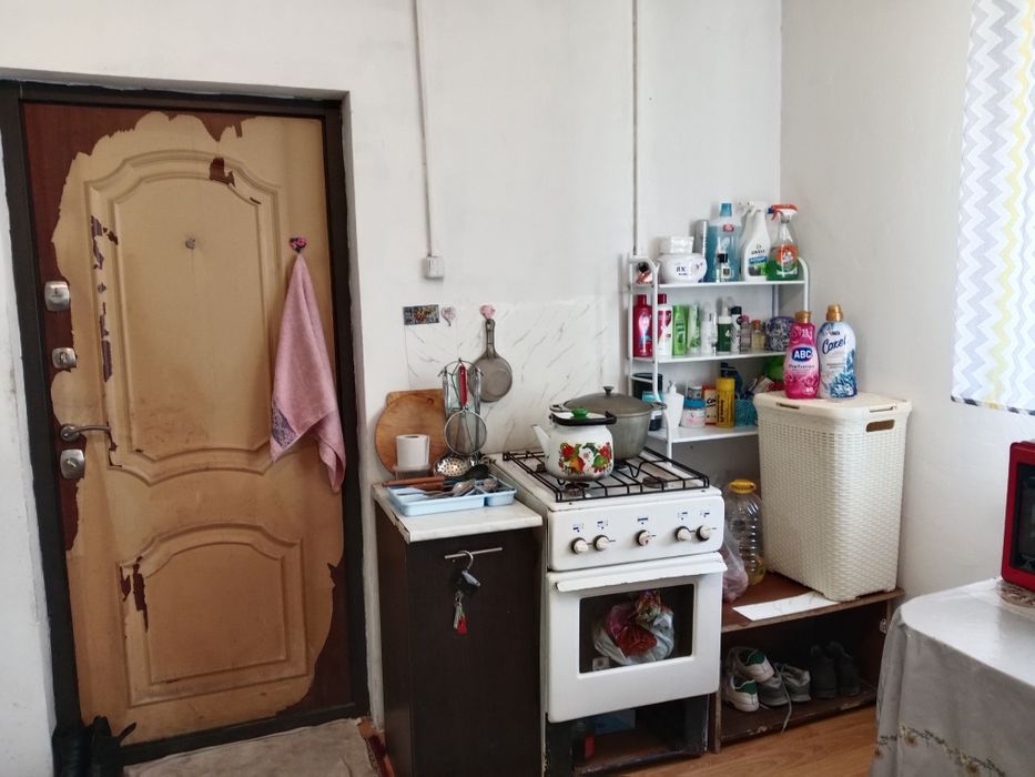 Уй сатылады .Али