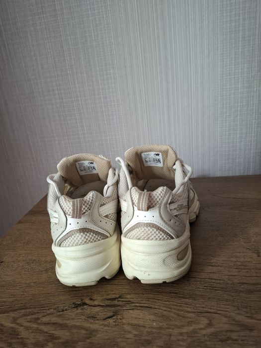 New Balance 530 маратонки 39 номер.