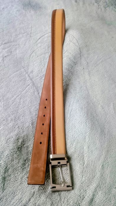 Curea nouă Steilmann, în 2 culori.