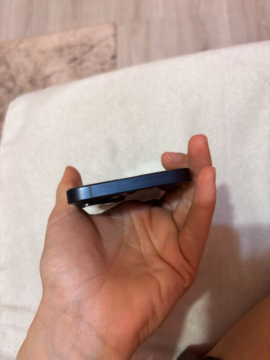 Telefon iphone 13
