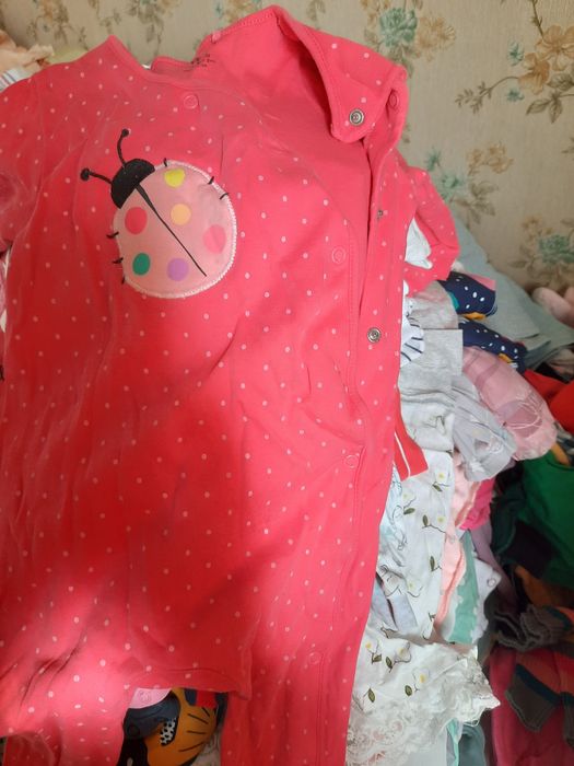 Продам детские вещи