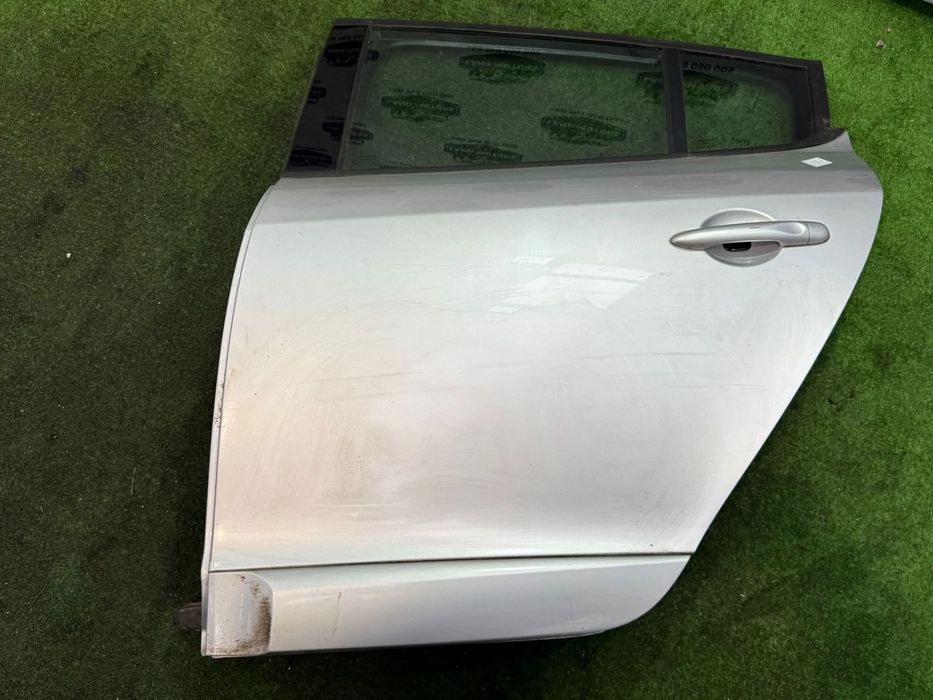 USA PORTIERA SPATE STÂNGA RENAULT MEGANE III B95 1.6 DIESEL 2014 / HATCHBACK 2008-2016