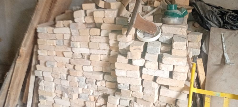 Агнеупорний гишт сотилади