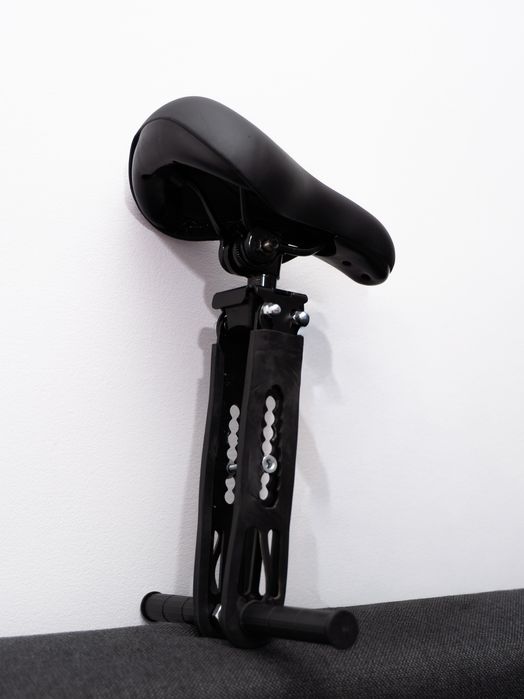 Scaun bicicletă pentru copii, montare pe cadru (cu ghidon și accesorii) – Ca nou