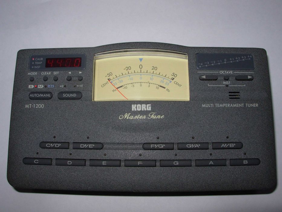 Тюнер KORG mt-1200