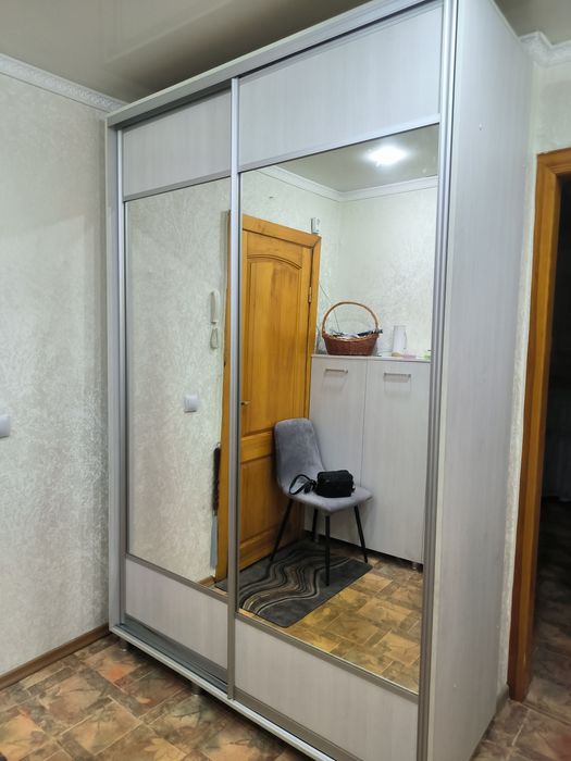 Продам шкаф купе