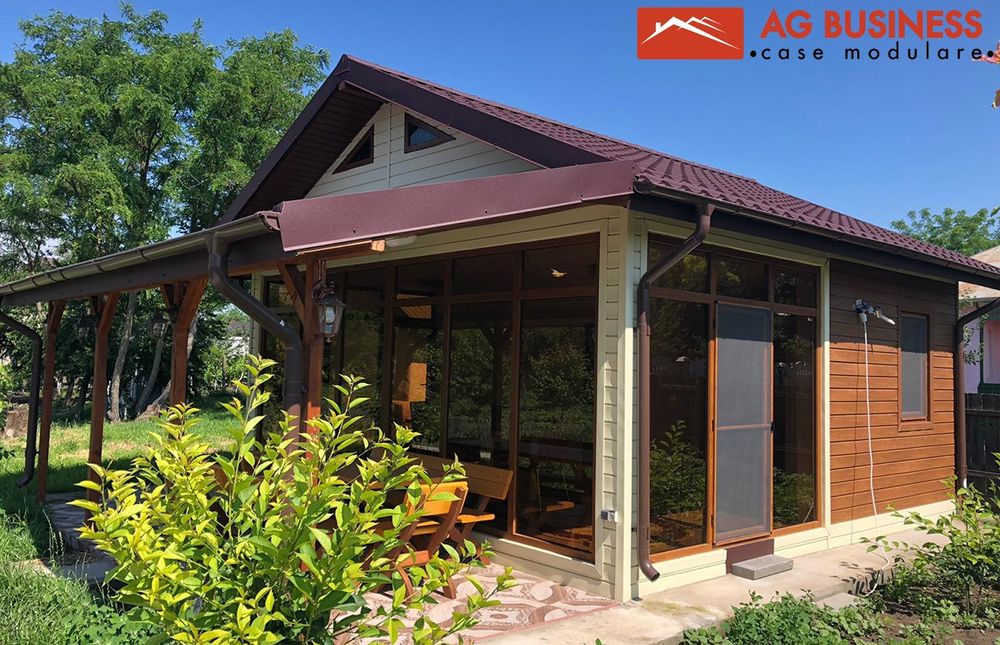 Vand casa container din structura metalica