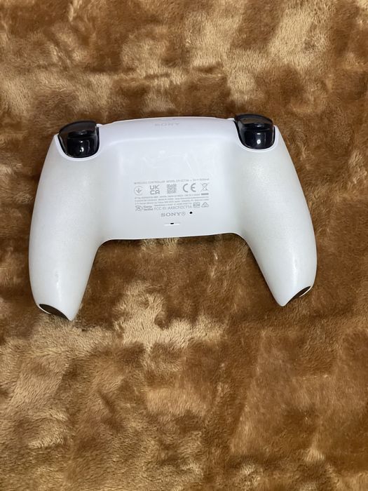 Джостик на PlayStation5