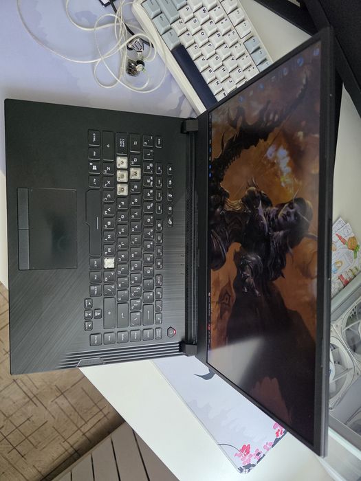 Игровой ноутбук Asus Rog Strix