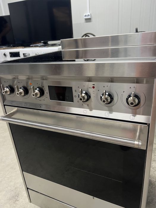 Готварска печка SMEG - C6IPX9-1