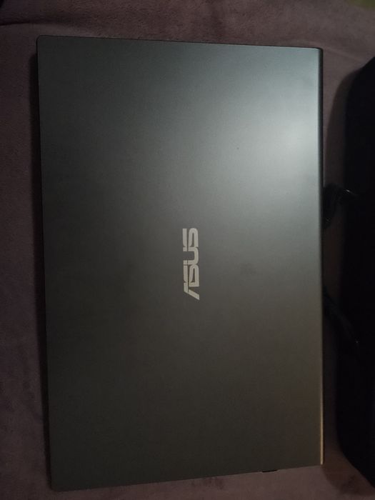 Laptop ASUS VivoBook X515EA
