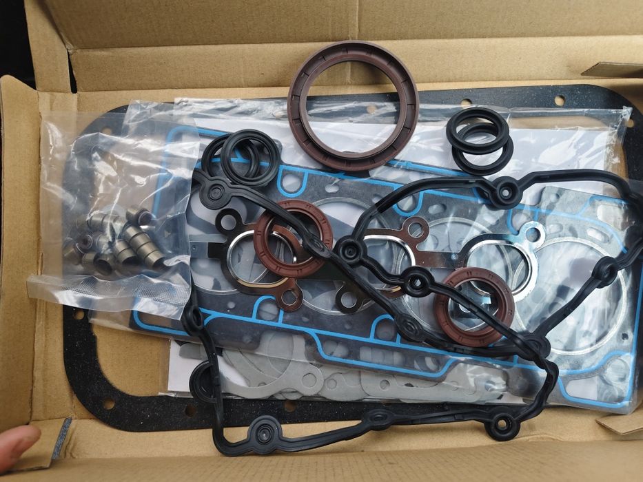 Запчасти на чанган Бенни мини