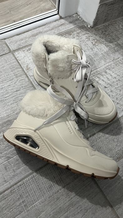 Adidasi gheata skechers pentru copii