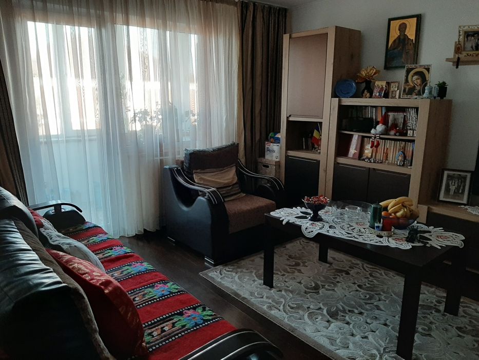Vânzare apartament 4 camere