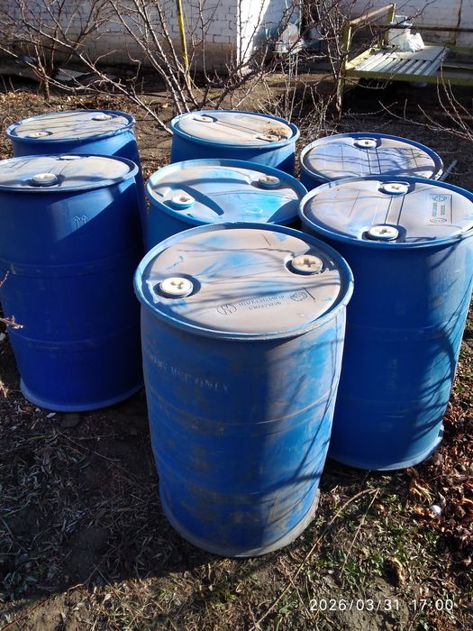 Продам бочки пластиковые