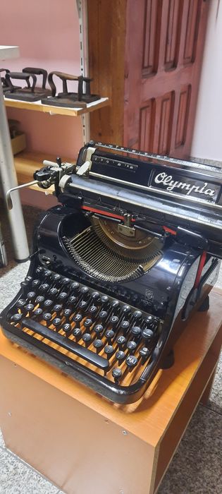Mașină de scris Olympia 1930  Model 8