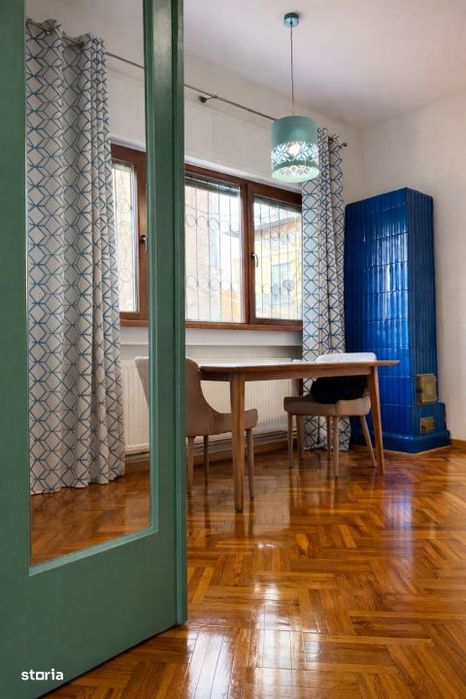 Un apartament cu personalitate, intr-o vila cu farmec – gata de muta