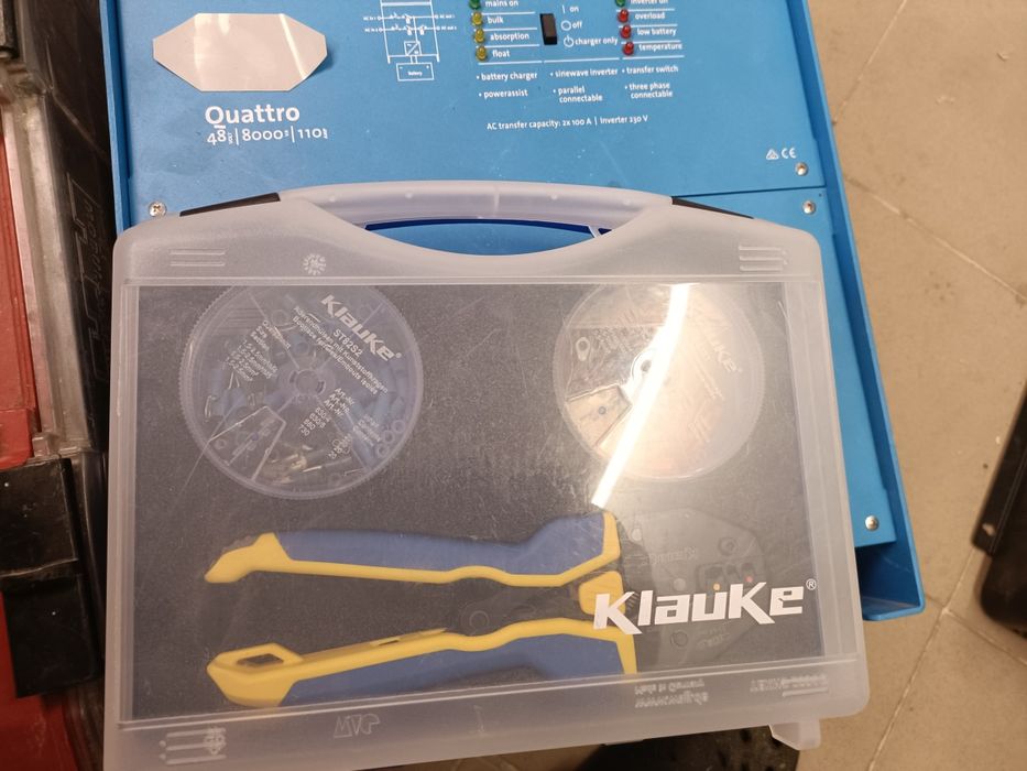 Klauke - Cleşte de sertizare mare K05 și Clește de sertizare K 82 T pentru conexiuni de cablu izolate 0,5 - 6 mm²