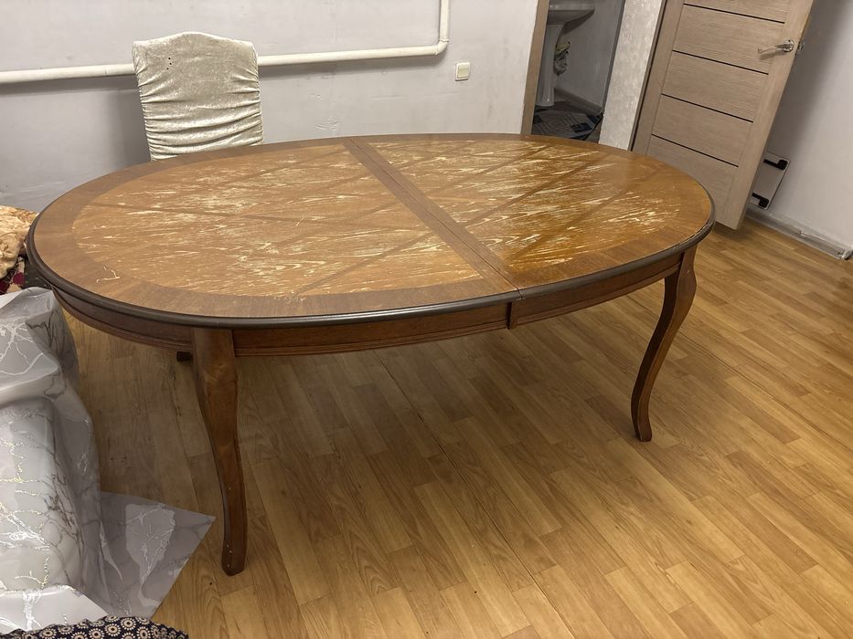 Үлкен мықты стол сатылады